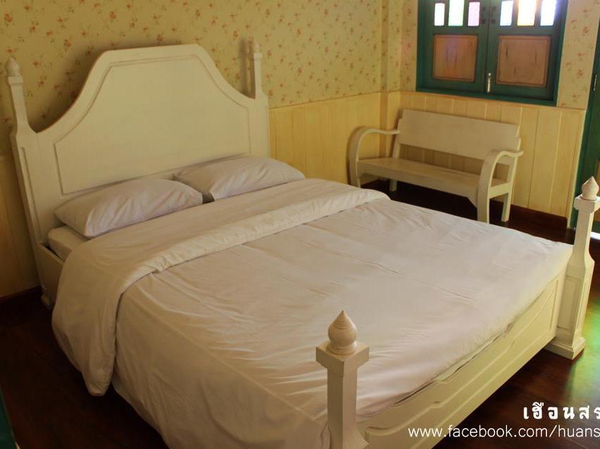 Huan Saran Hostel Пай Екстериор снимка