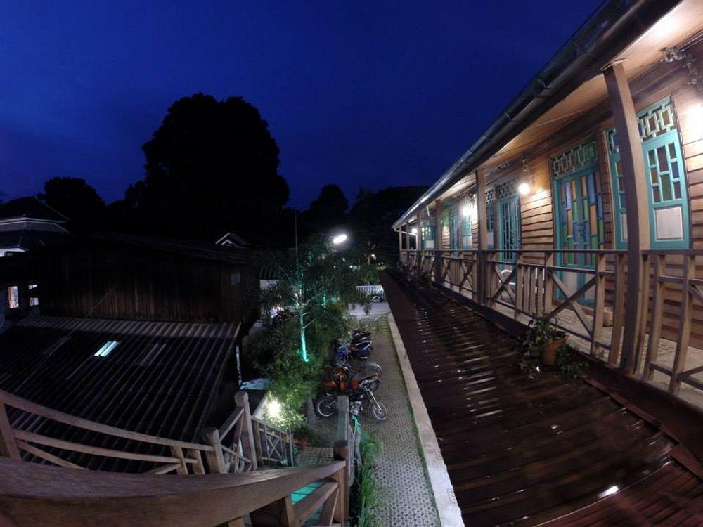 Huan Saran Hostel Пай Екстериор снимка