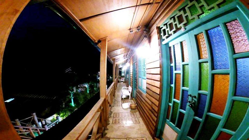 Huan Saran Hostel Пай Екстериор снимка