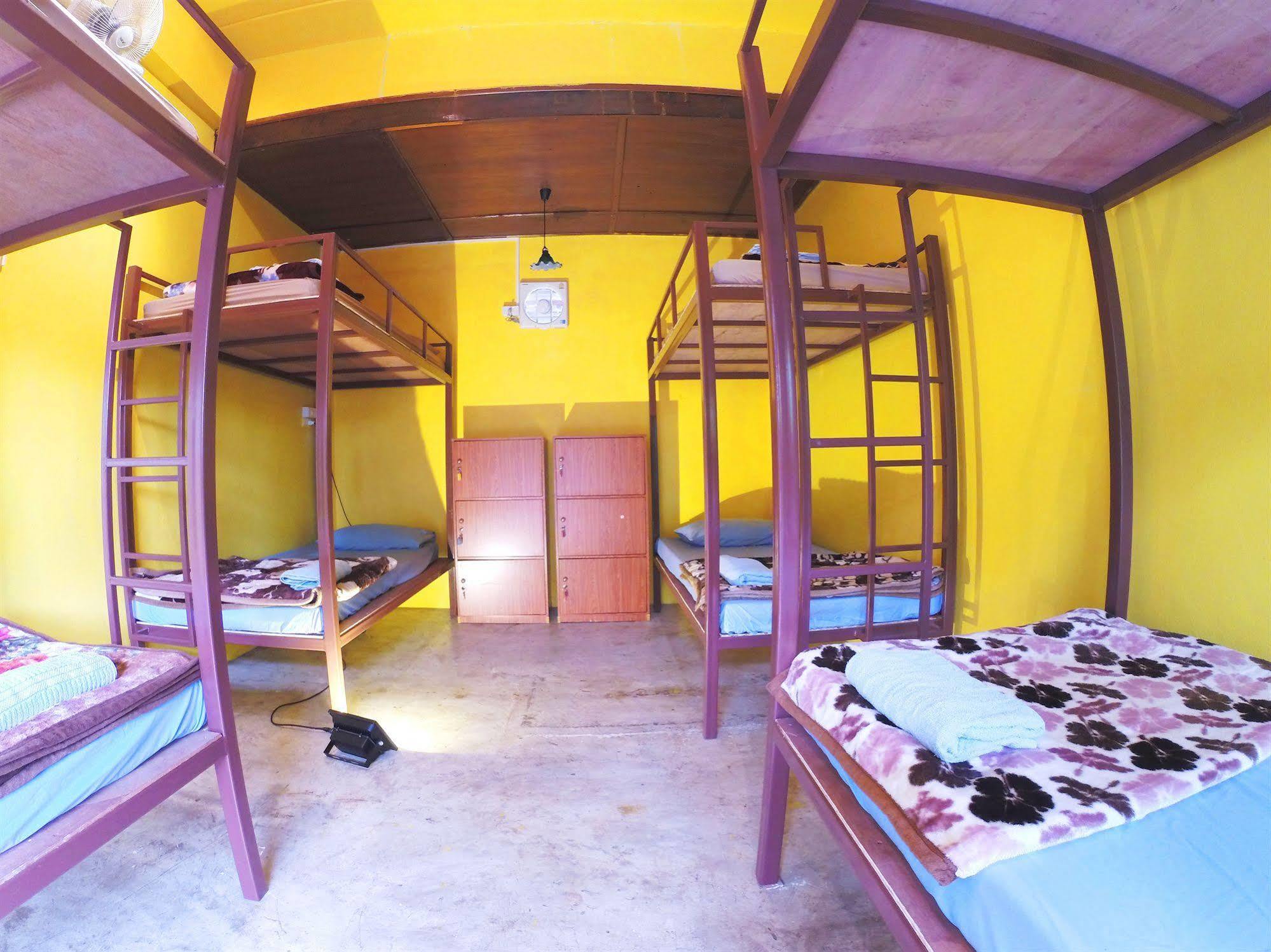 Huan Saran Hostel Пай Екстериор снимка