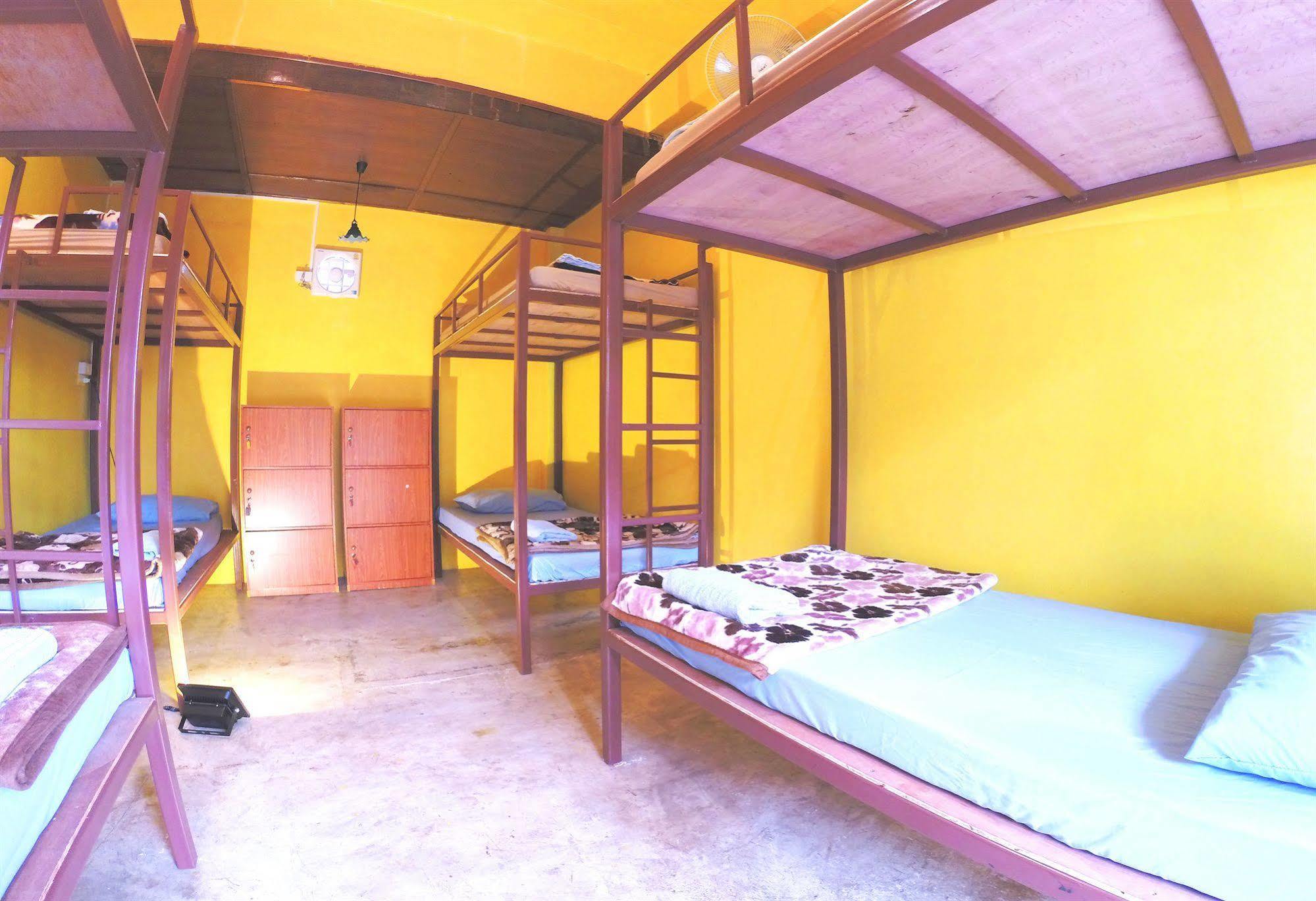 Huan Saran Hostel Пай Екстериор снимка