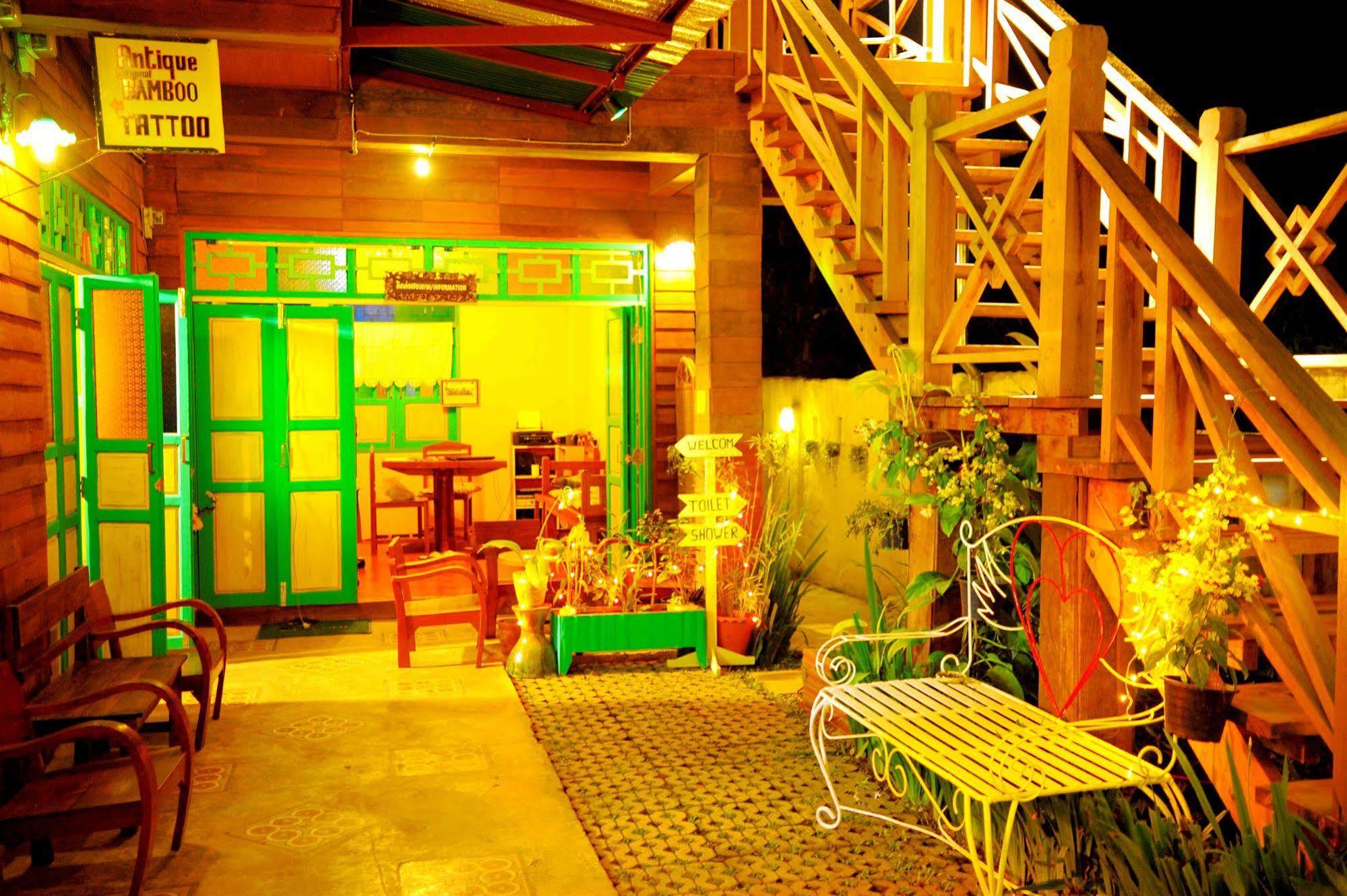 Huan Saran Hostel Пай Екстериор снимка